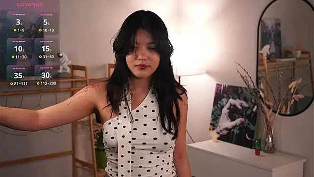 MoiraEger online show from October 16, 5:03 pm