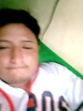 Snapshot of crees99 chatting on September 21, 4:41 pm crees99 online show from September 21, 4:41 pm