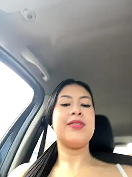 CrisMarulanda online show from November 26, 3:13 pm