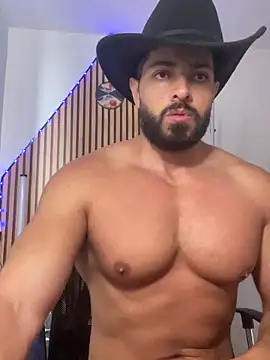 Snapshot of magnumchris chatting on February 11, 2:33 pm magnumchris online show from February 11, 2:33 pm