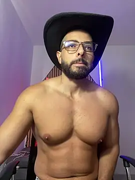 magnumchris online show from April 1, 4:15 pm