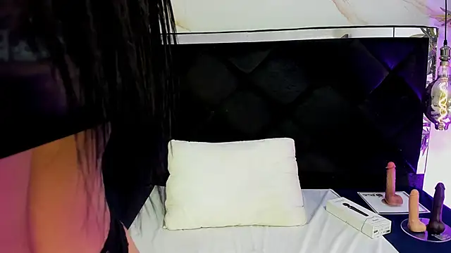 Snapshot of Ibbie_drastic chatting on April 25, 12:08 pm Ibbie drastic online show from April 25, 12:08 pm