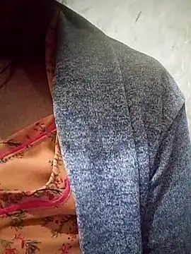 aunty sumy online show from February 6, 3:48 pm