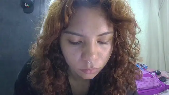 Snapshot of VioletV chatting on June 4, 12:38 am VioletV online show from June 4, 12:38 am