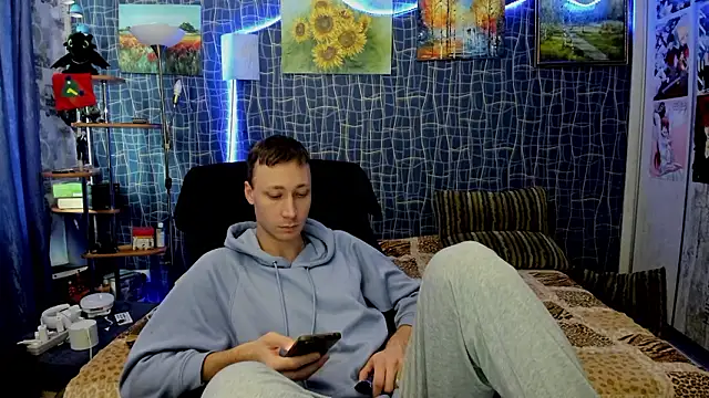 CuteBoy228 online show from February 14, 11:07 am