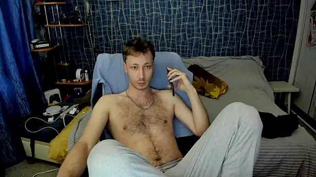 Snapshot of CuteBoy228 chatting on May 19, 4:24 pm CuteBoy228 online show from May 19, 4:24 pm