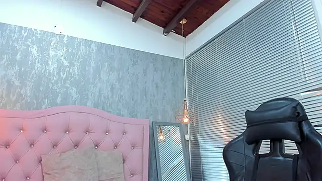 lissa jhonsoon online show from February 19, 3:13 am