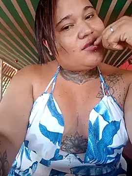 Snapshot of Kat_Valen chatting on June 19, 8:45 pm Kat Valen online show from June 19, 8:45 pm