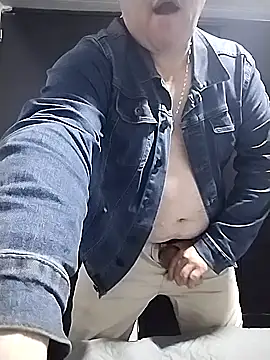 BigCristh79 online show from March 6, 9:00 pm