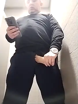 BigCristh79 online show from April 17, 7:44 am