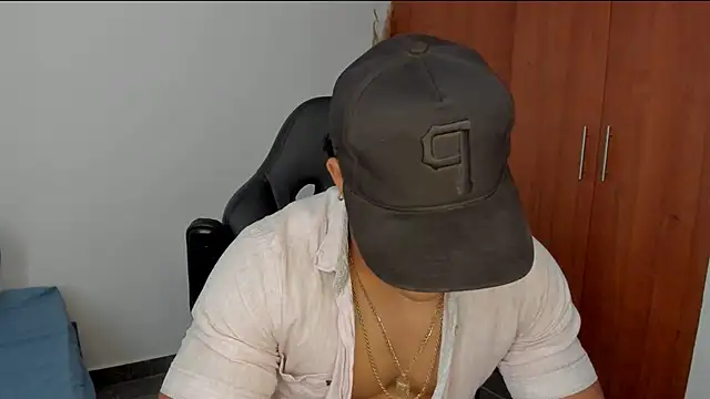 Evansdark1 online show from April 7, 10:31 pm