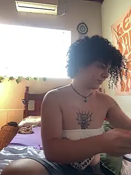 CamillyBlum online show from March 12, 6:25 pm