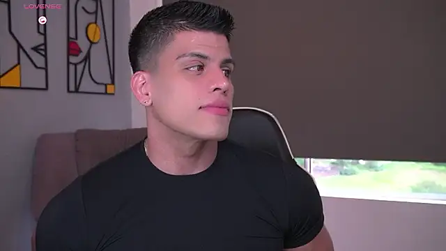 tyler muscle1 online show from February 6, 10:13 pm