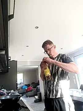 liema3156 online show from April 29, 4:33 pm