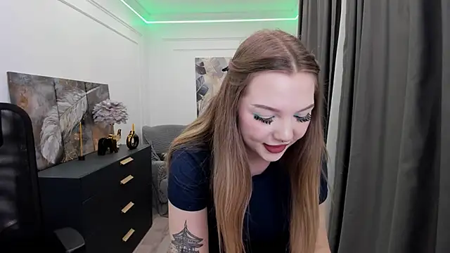Snapshot of MariaRobinsone chatting on April 25, 1:41 pm MariaRobinsone online show from April 25, 1:41 pm