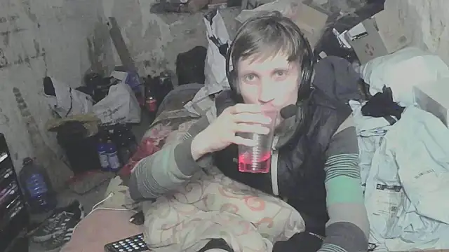 makarov1993 online show from February 25, 7:29 am