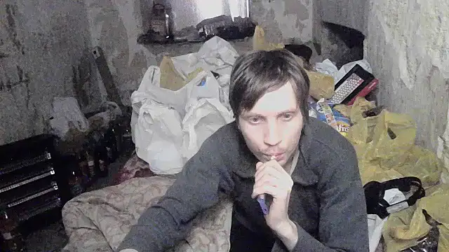 Snapshot of makarov1993 chatting on May 22, 9:31 pm makarov1993 online show from May 22, 9:31 pm