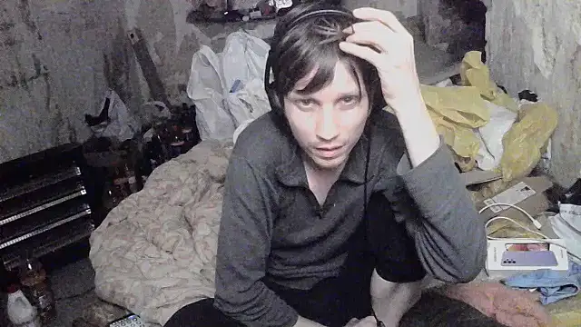 Snapshot of makarov1993 chatting on May 28, 9:45 pm makarov1993 online show from May 28, 9:45 pm