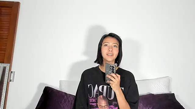 Snapshot of Londonttipton chatting on May 22, 12:44 pm Londonttipton online show from May 22, 12:44 pm