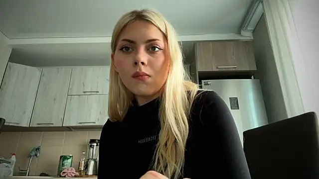 AliceOceanEye online show from October 5, 12:36 pm