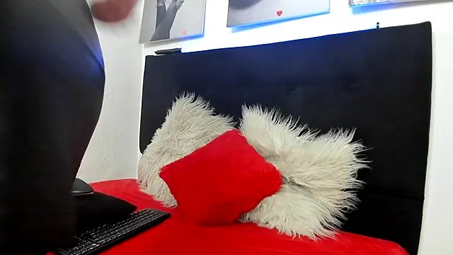 katherine blair online show from February 20, 12:05 pm