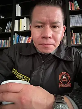 Manu0586 online show from October 25, 11:51 am