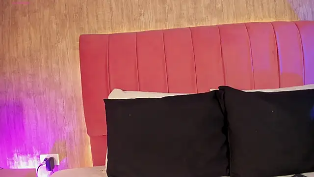 Kendra kobein online show from March 12, 8:37 pm