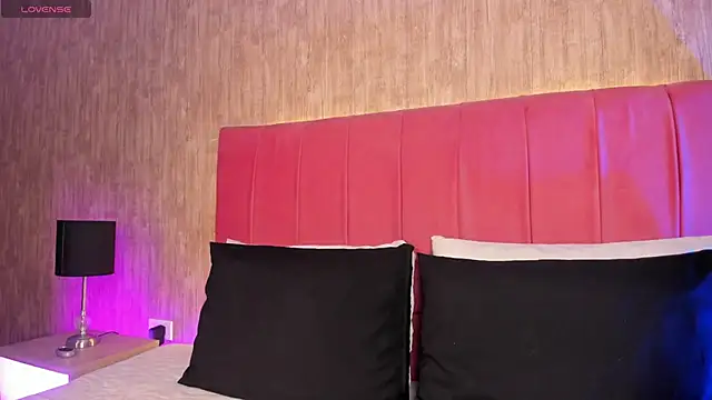 Kendra kobein online show from April 8, 8:42 pm