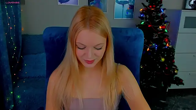 KatherineePierce online show from December 17, 4:46 pm