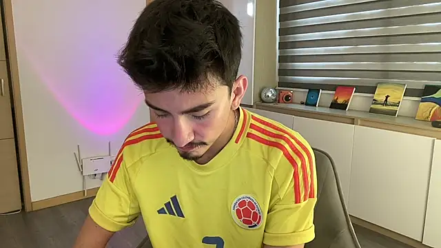 sweettaaron01 online show from November 25, 6:08 pm