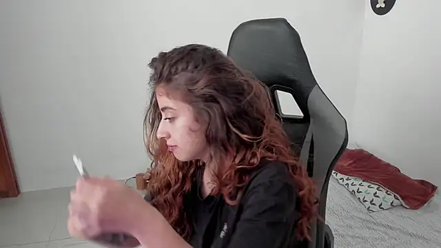 star shooting8 online show from February 4, 8:25 pm