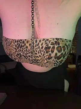 Granlady7 online show from April 4, 6:00 am