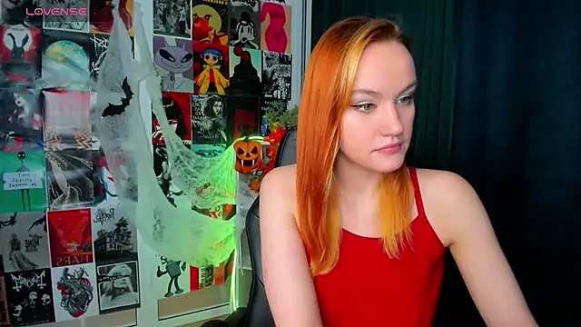 Ida FaneStain online show from October 31, 2:45 am