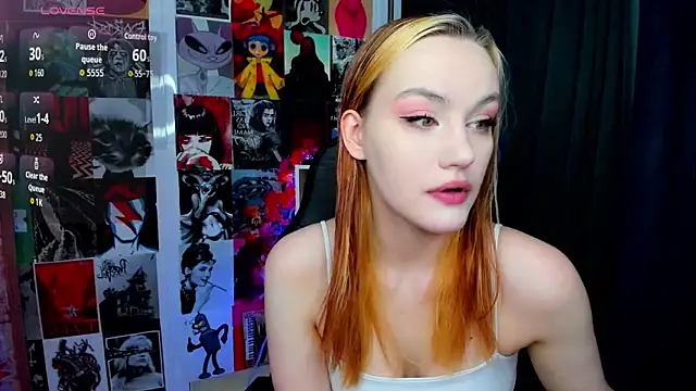 Snapshot of Ida_FaneStain chatting on May 1, 2:27 am Ida FaneStain online show from May 1, 2:27 am