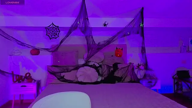 bubblegum1  online show from October 29, 7:54 am