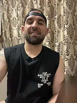 Snapshot of Shots_of_sperm chatting on March 4, 12:49 am Shots of sperm online show from March 4, 12:49 am