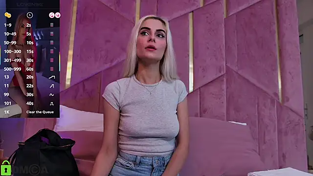 SelenaDaze online show from November 28, 6:27 am