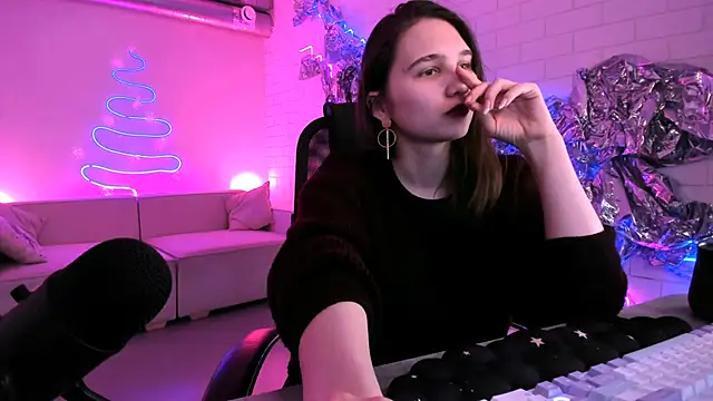 TessaMill online show from January 31, 7:11 pm