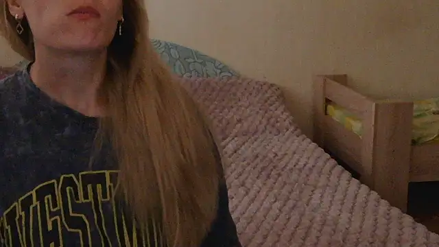 JayeTyler online show from July 29, 6:22 am