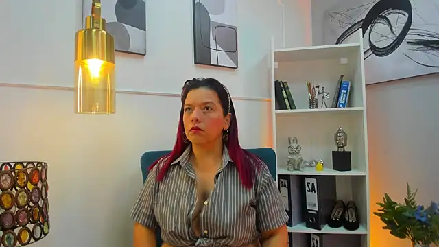 Snapshot of VeronicaBlake chatting on July 5, 12:56 pm VeronicaBlake online show from July 5, 12:56 pm
