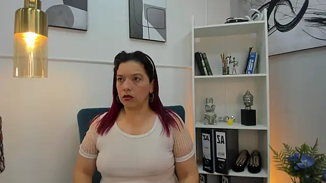 Snapshot of VeronicaBlake chatting on July 7, 12:53 pm VeronicaBlake online show from July 7, 12:53 pm