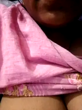 Snapshot of Dassing_strip_couple chatting on October 11, 3:43 pm Dassing strip couple online show from October 11, 3:43 pm