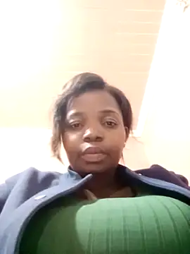 ShySexyBaddiexx online show from February 14, 11:12 pm