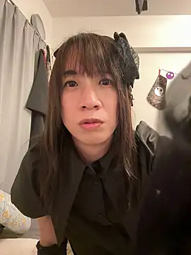 Snapshot of sayaka27 chatting on August 4, 2:52 pm sayaka27 online show from August 4, 2:52 pm