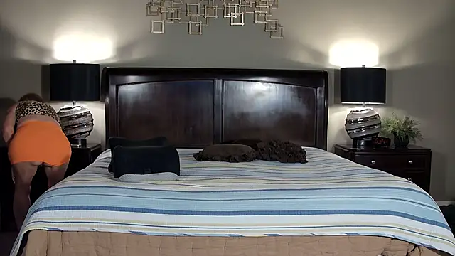 Snapshot of Hornylouisewil chatting on April 10, 10:36 pm Hornylouisewil online show from April 10, 10:36 pm