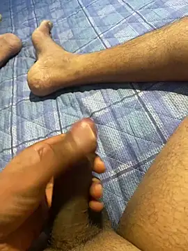 girlslvrs online show from January 9, 11:06 pm