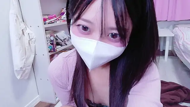 Snapshot of OSUSHI-CHAN chatting on May 13, 6:27 pm OSUSHI-CHAN online show from May 13, 6:27 pm