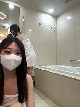 Snapshot of OSUSHI-CHAN chatting on June 10, 3:44 pm OSUSHI-CHAN online show from June 10, 3:44 pm