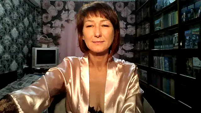 Snapshot of Pline1 chatting on October 25, 5:19 pm Pline1 online show from October 25, 5:19 pm