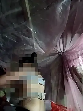 Snapshot of memeto_sexy chatting on September 15, 1:22 pm memeto sexy online show from September 15, 1:22 pm